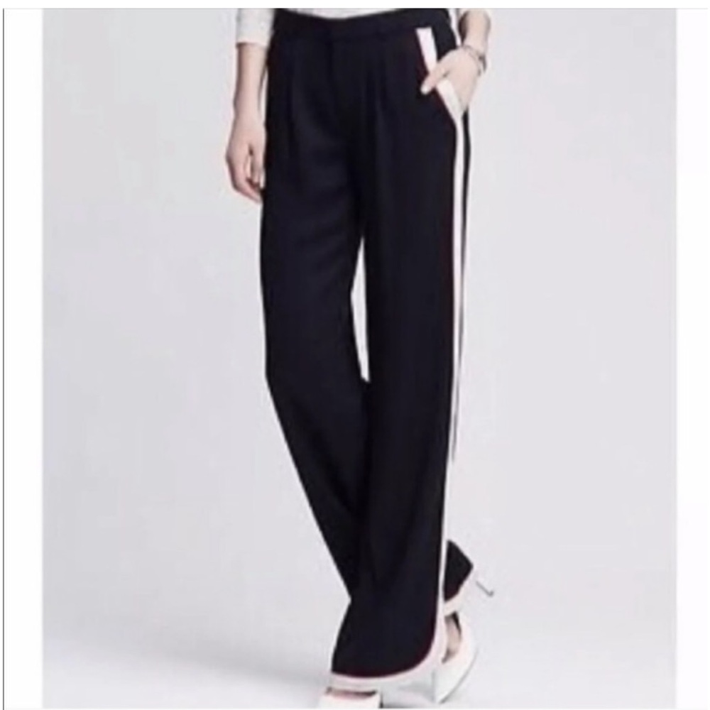 Banana Republic High Rise Drapey Wide Leg Side Stripe Pant Navy Blue Sz 12